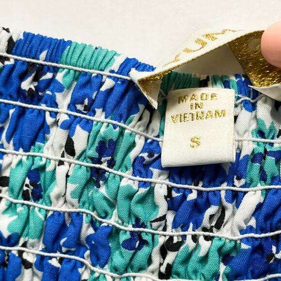 Yumi Kim Tiered Floral Blue Smocked‎ Sleeveless Dress Sz S Cottage Boho Peasant - Picture 9 of 11